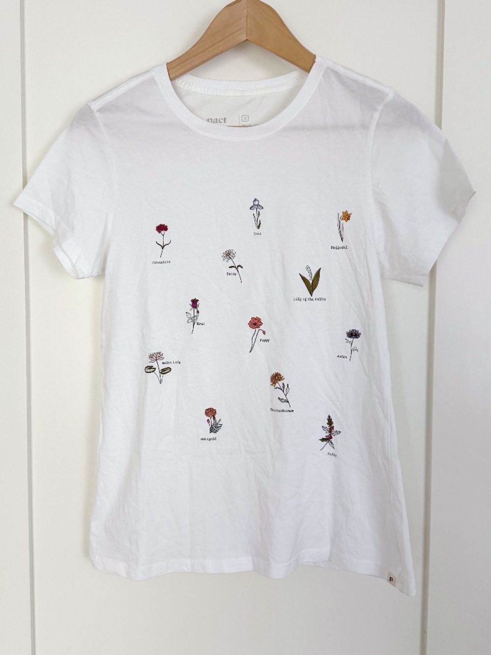 Pact Flowers Softspun Graphic Crew Neck Tee White Size S